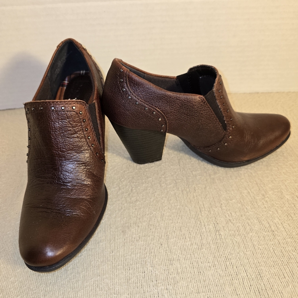 BOC Brown Studded Leather Block Heel Women's Shoes Size 7/38